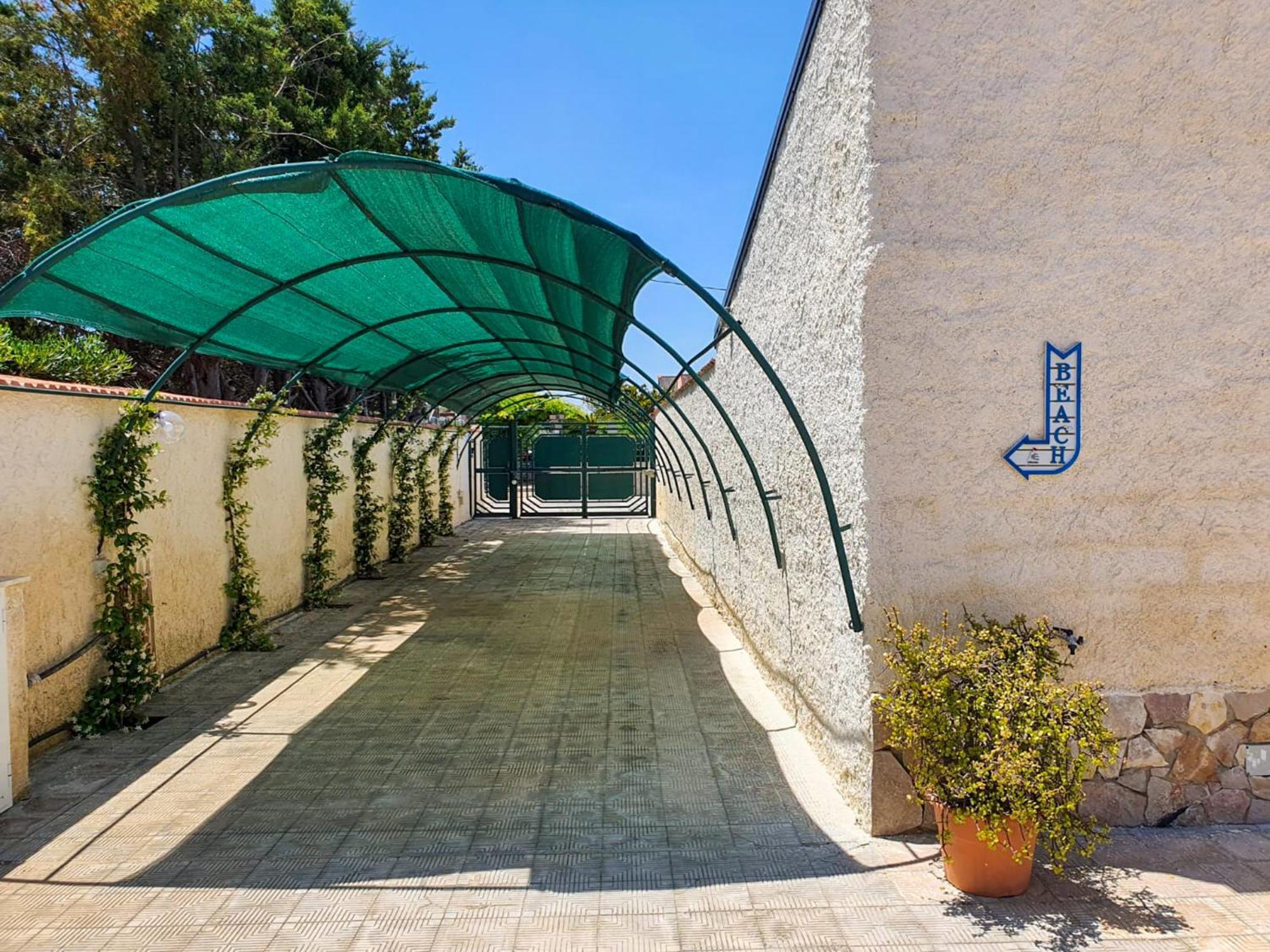 Villa La Sosta - 150M Dal Mare - Patio Privato E Areal Relax Arenella  Exterior photo